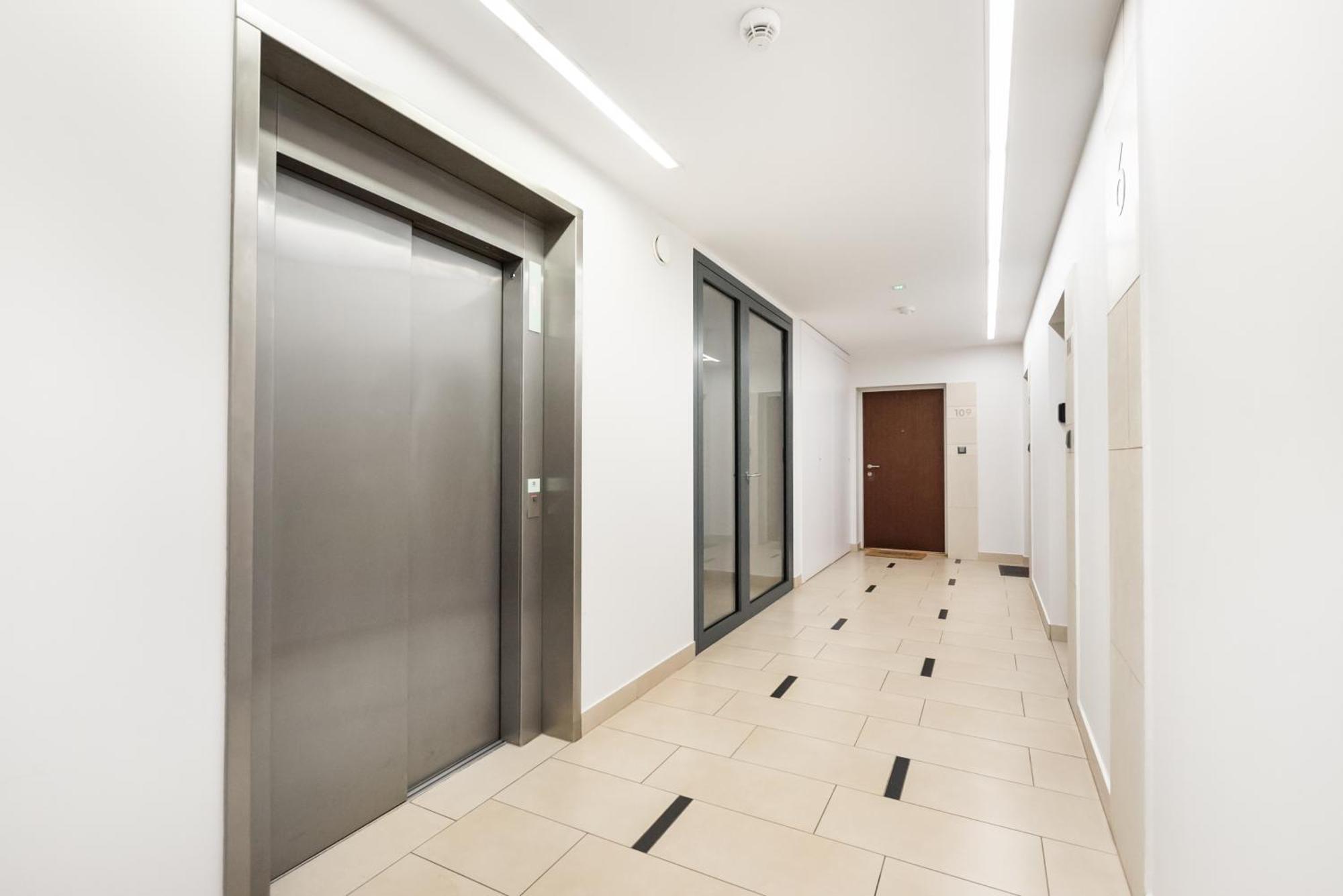 Business Mokotow Park 111 Apartment Varsó Kültér fotó